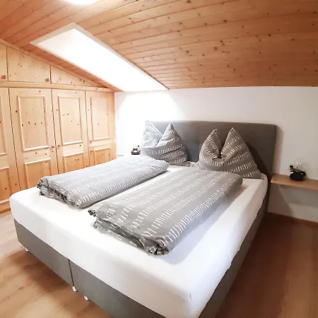 Haus Bacher Apartamento